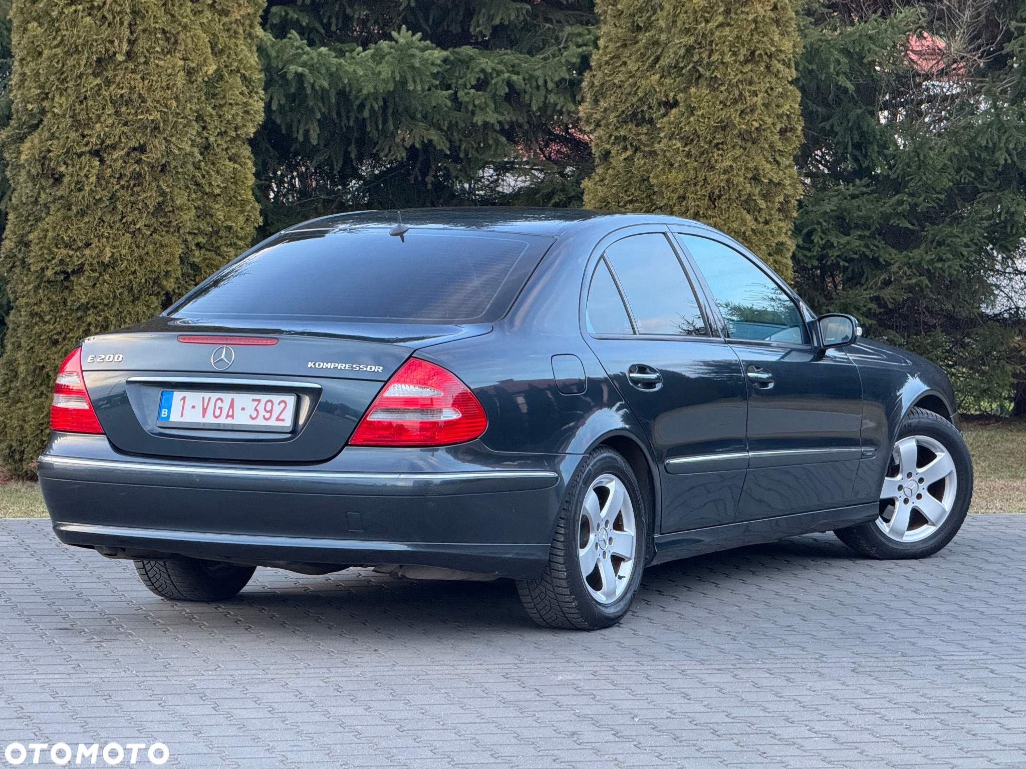 Mercedes-Benz Klasa E 200 T Kompressor Avantgarde Sport Edition - 12