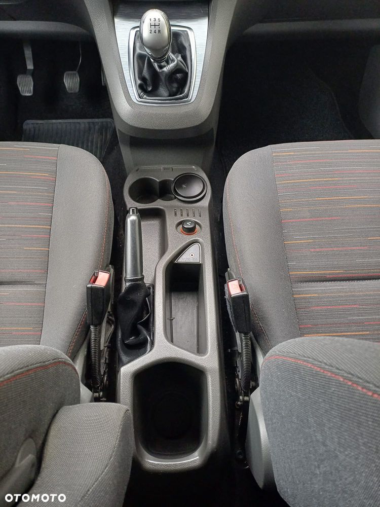 Ford C-MAX 1.8 Ambiente - 16