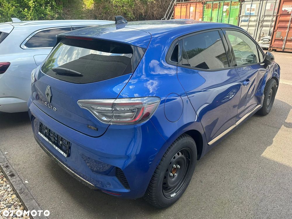 Renault Clio E-TECH 140 INTENS - 4