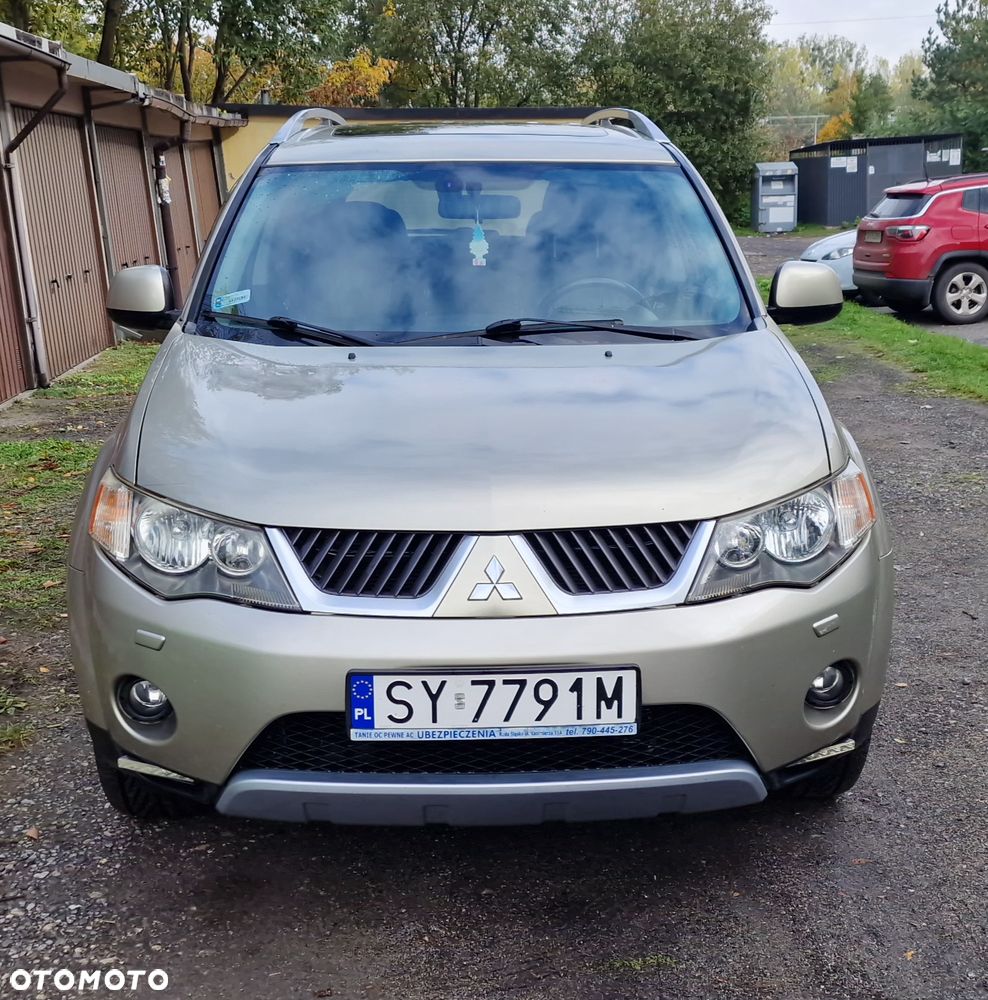 Mitsubishi Outlander 2.2 DI-D 4WD Instyle - 2