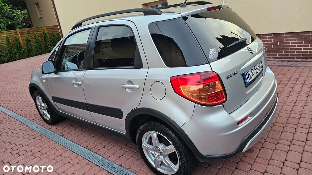 Suzuki SX4 1.6 VVT 4x2 Comfort - 6
