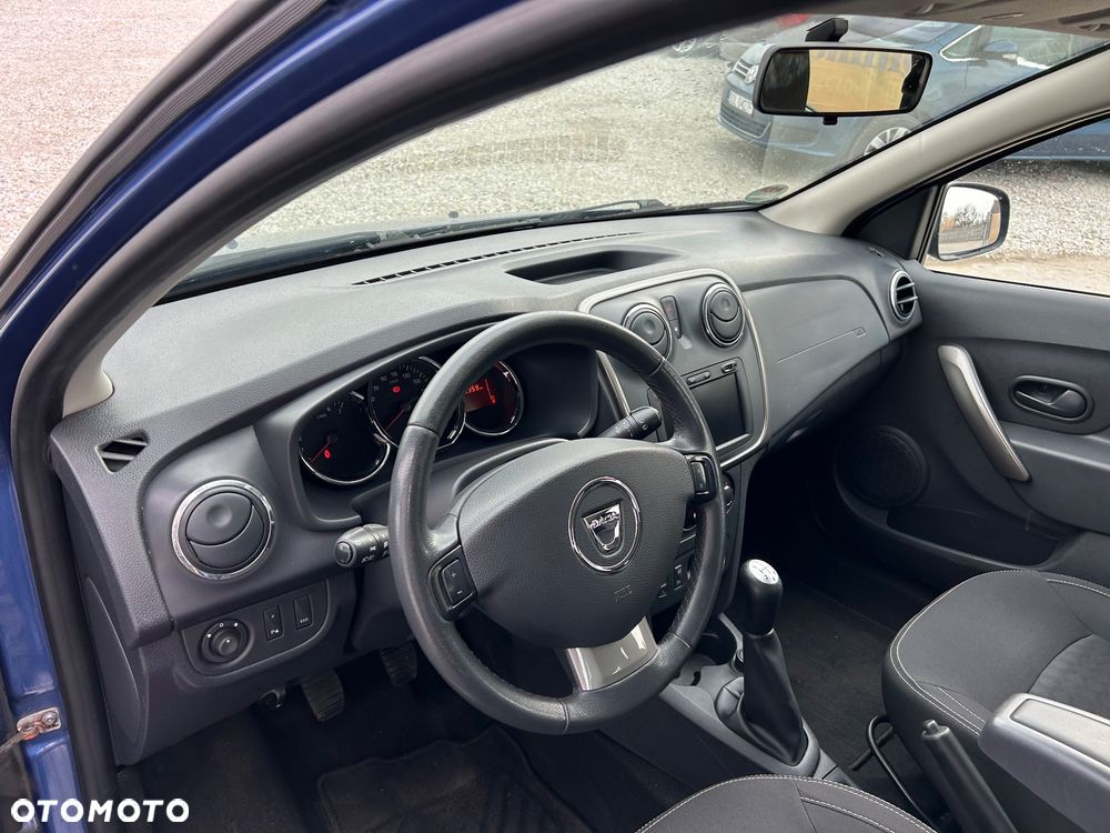 Dacia Logan TCe 90 Prestige - 12