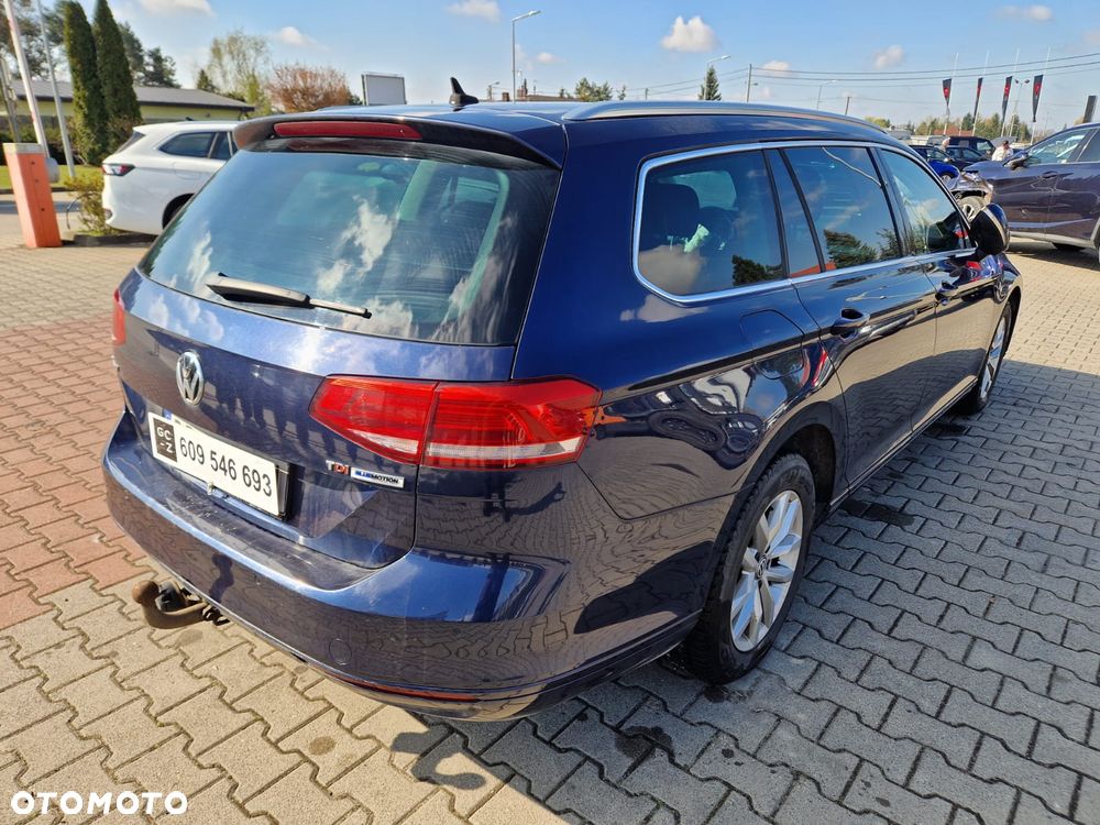 Volkswagen Passat 1.6 TDI (BlueMotion Technology) Comfortline - 2