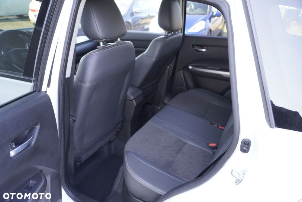 Suzuki Vitara 1.4 Boosterjet Premium 4WD - 8