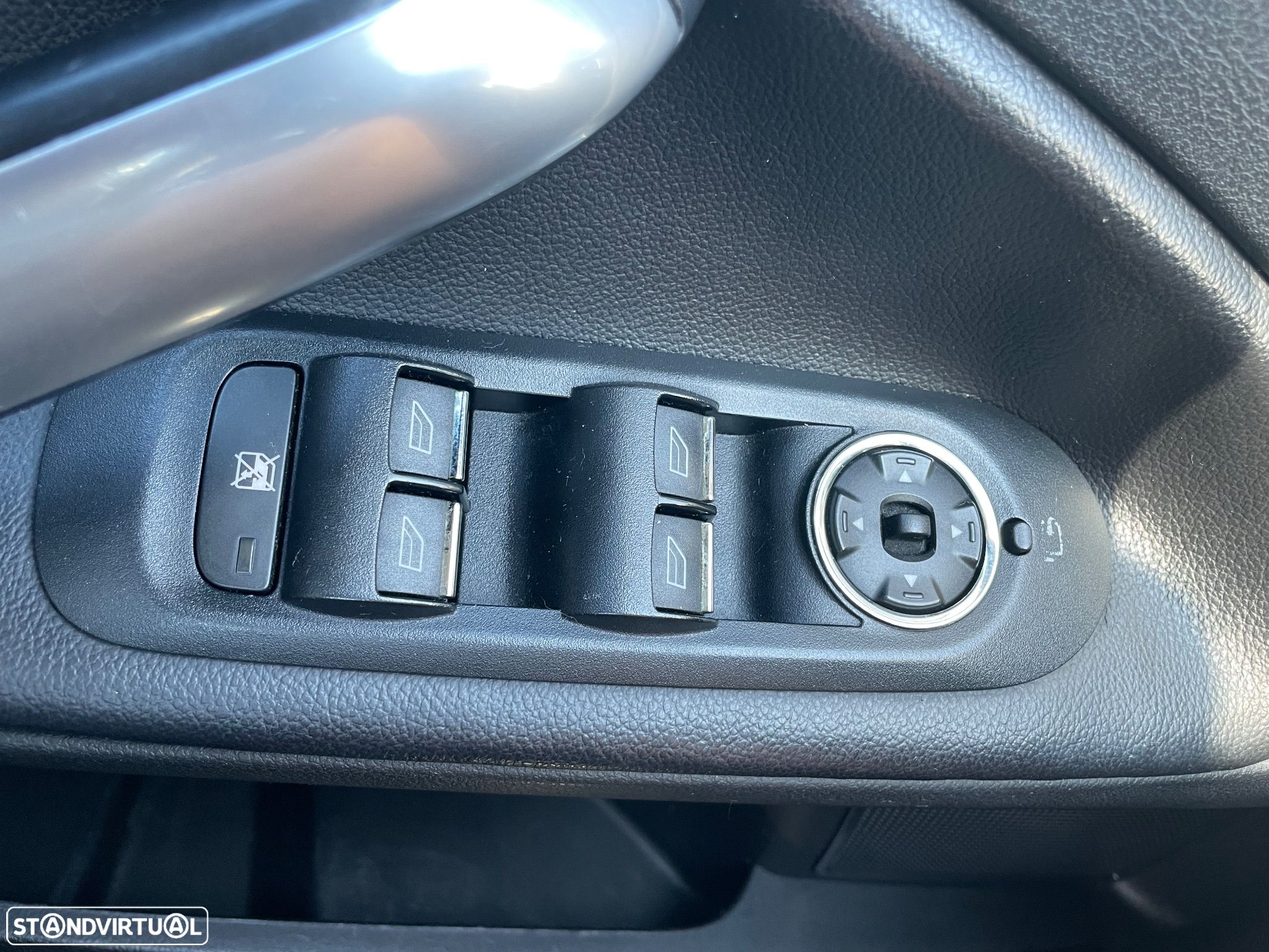 Ford Mondeo 1.8 TDCi Titanium - 15