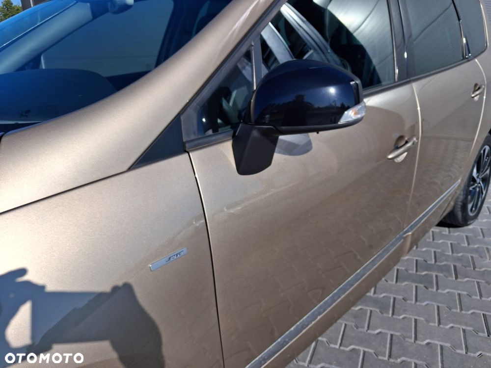 Renault Grand Scenic ENERGY TCe 130 BOSE EDITION - 4