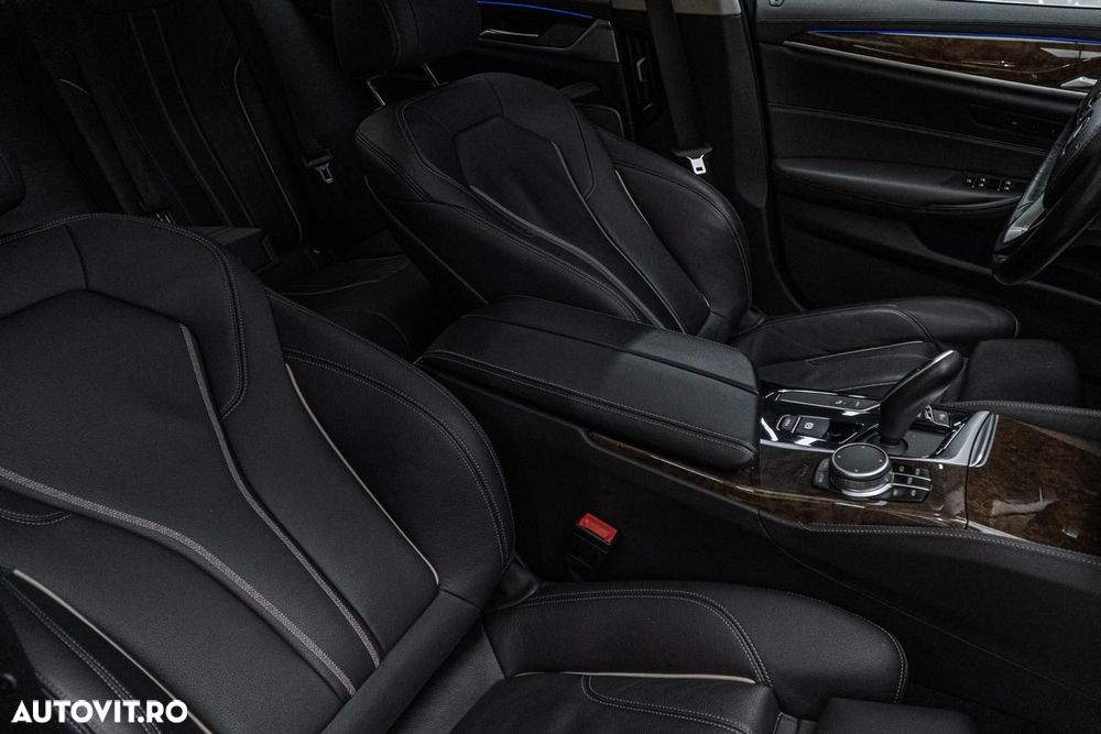 BMW Seria 5 530e AT PHEV - 39