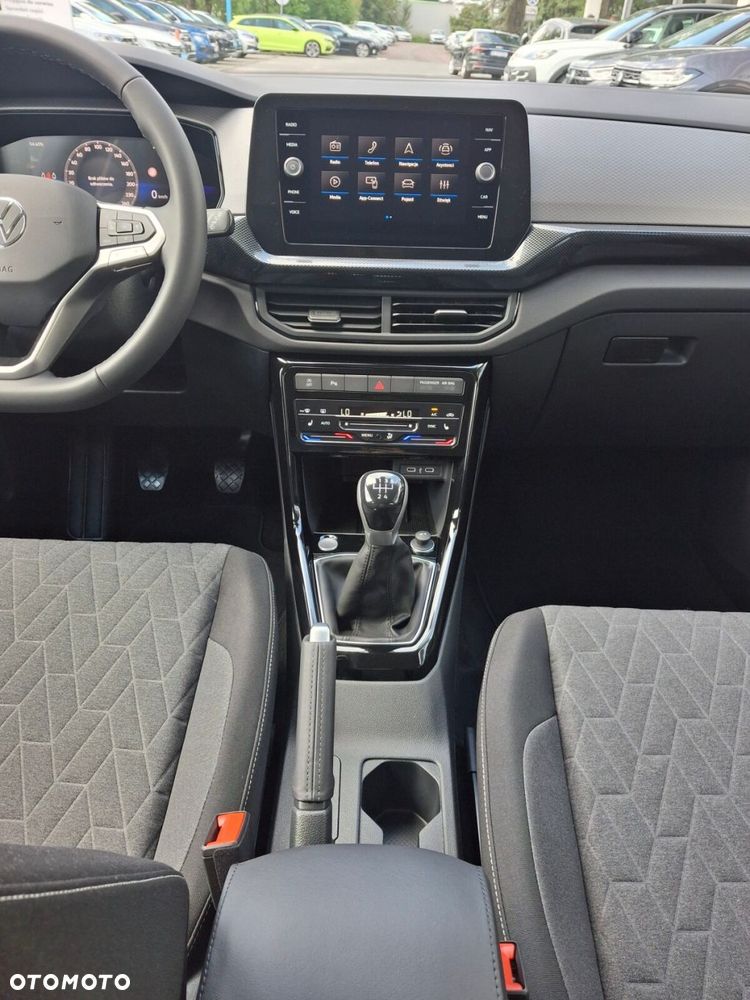 Volkswagen T-Cross - 28