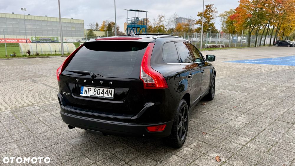 Volvo XC 60 D3 Momentum - 12