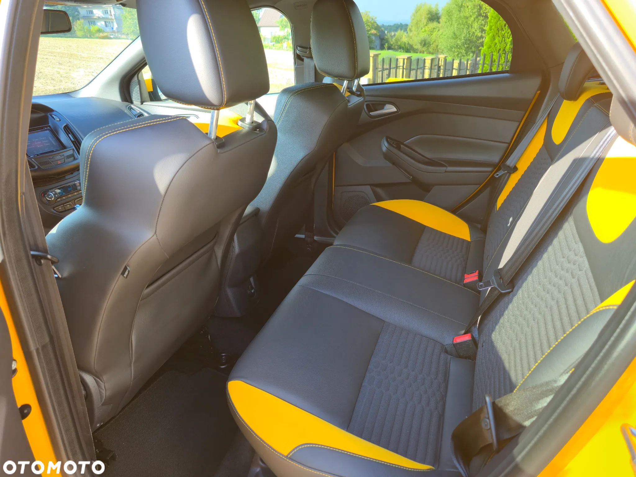 Ford Focus 2.0 EcoBoost ST-2 - 16