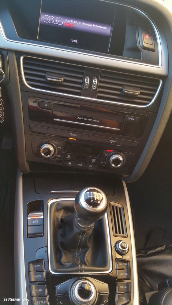 Audi A4 Avant 2.0 TDI DPF clean S line Sport Pack - 7