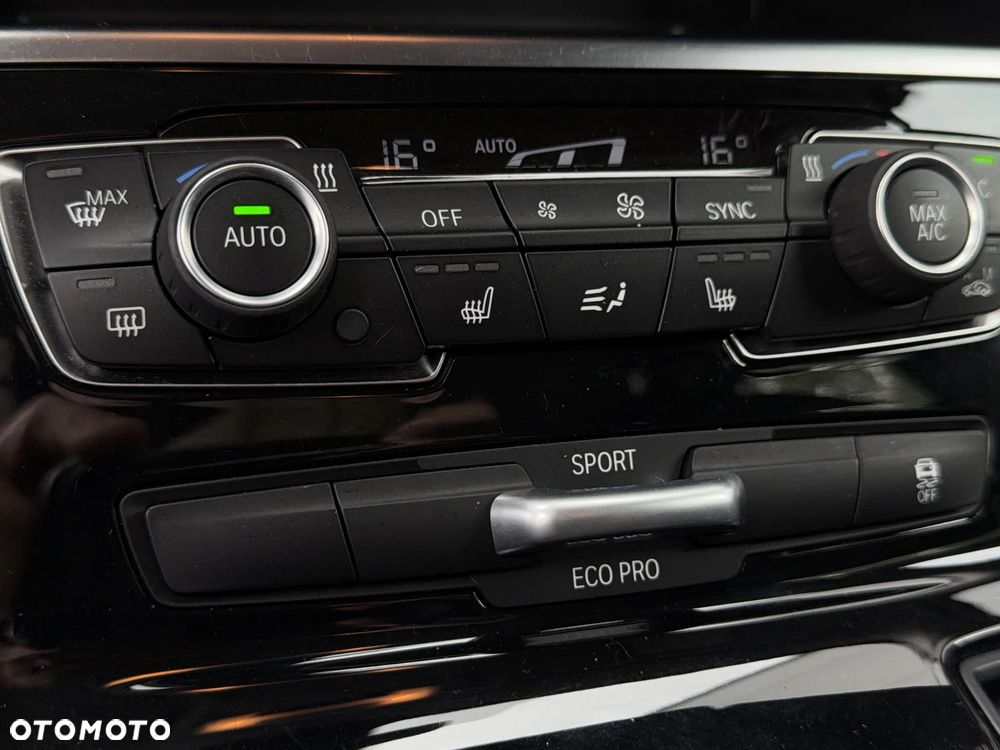 BMW Seria 2 218d Sport-Aut Advantage - 29