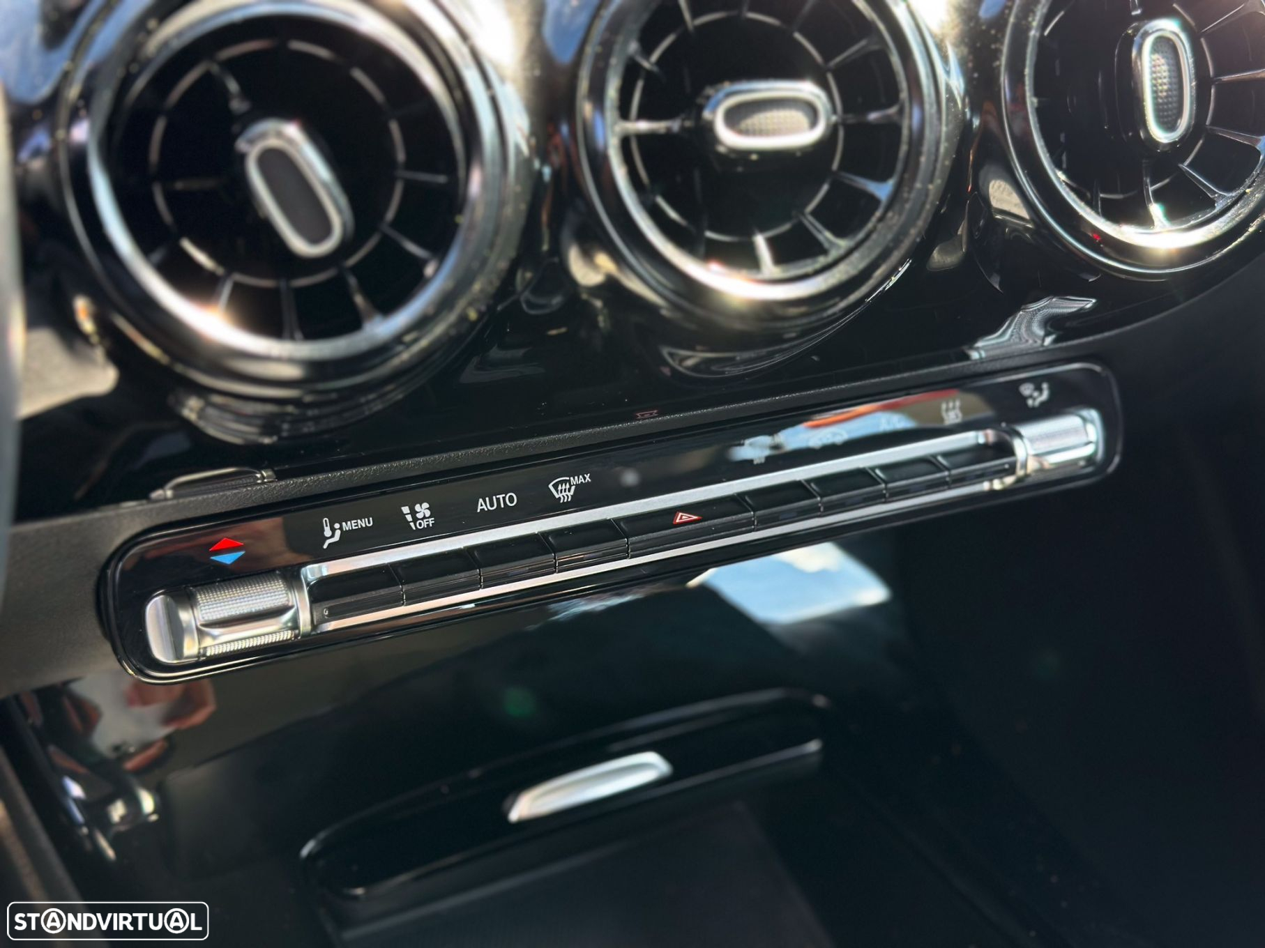 Mercedes-Benz A 250 e Style Plus - 21