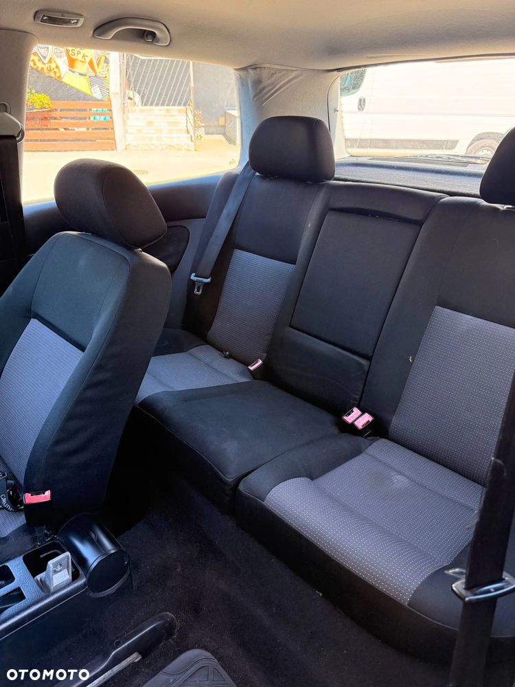 Volkswagen Golf 1.6 Basis - 11