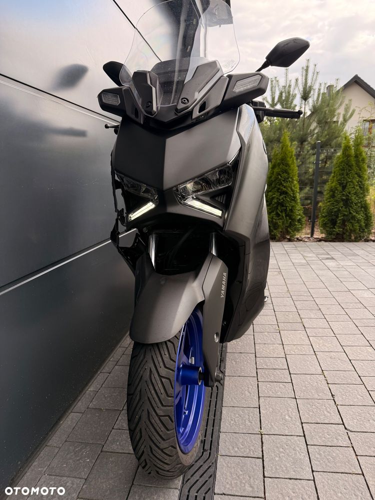 Yamaha X-max - 4