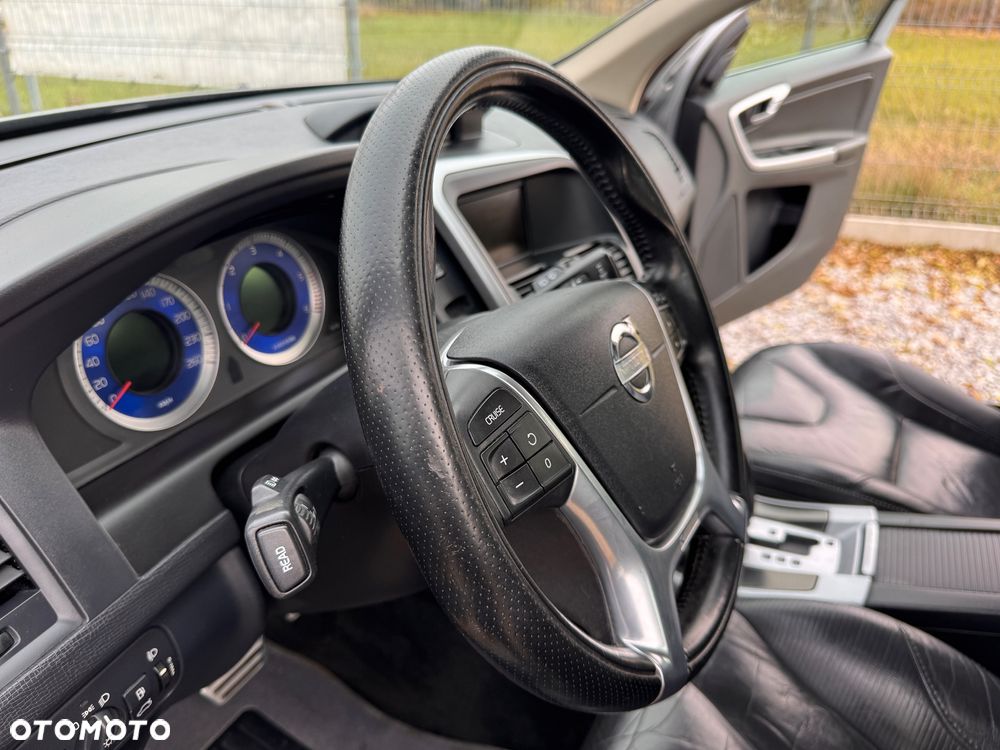 Volvo XC 60 D3 R Design - 21