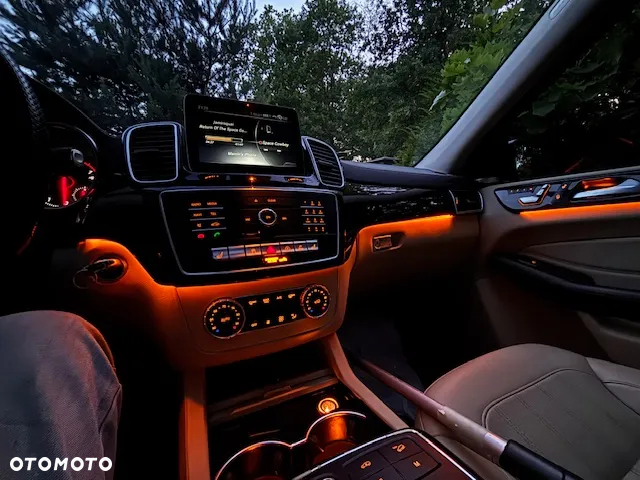 Mercedes-Benz GLS 400 4Matic 9G-TRONIC - 6