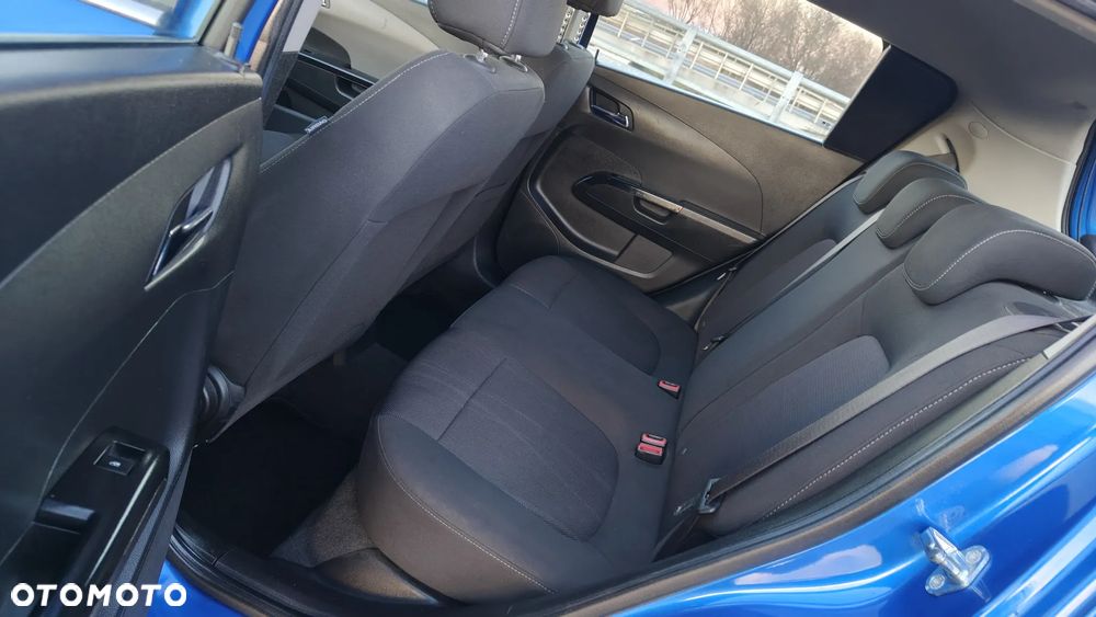 Chevrolet Aveo - 15