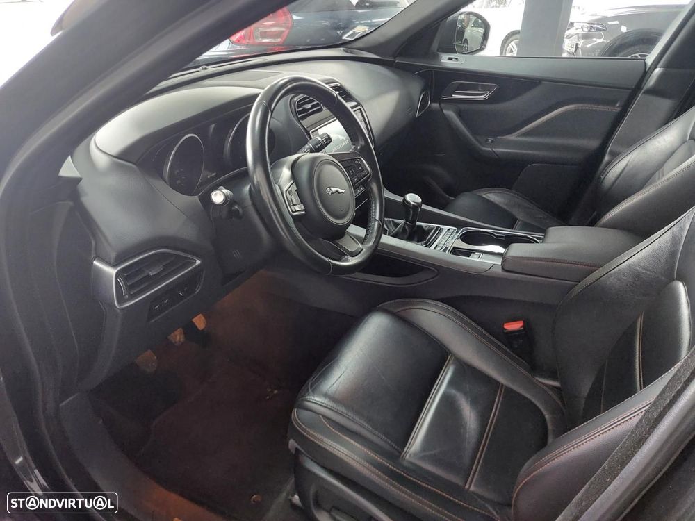 Jaguar F-Pace 2.0 i4D Prestige AWD - 11
