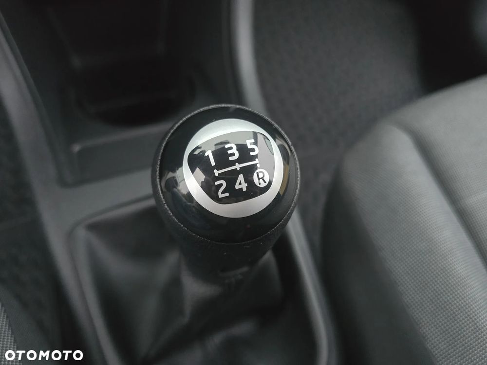 Volkswagen up! 1.0 move - 17