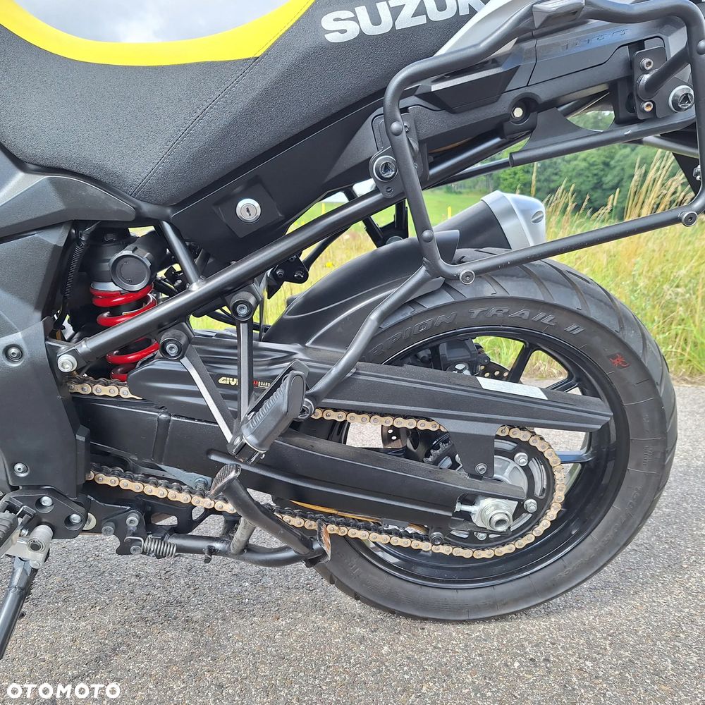 Suzuki V-STROM - 7