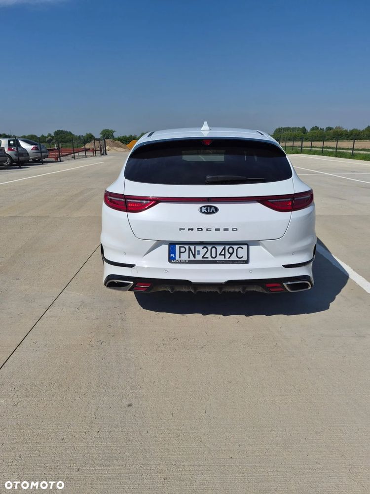 Kia ProCeed 1.6 T-GDI GT DCT - 8