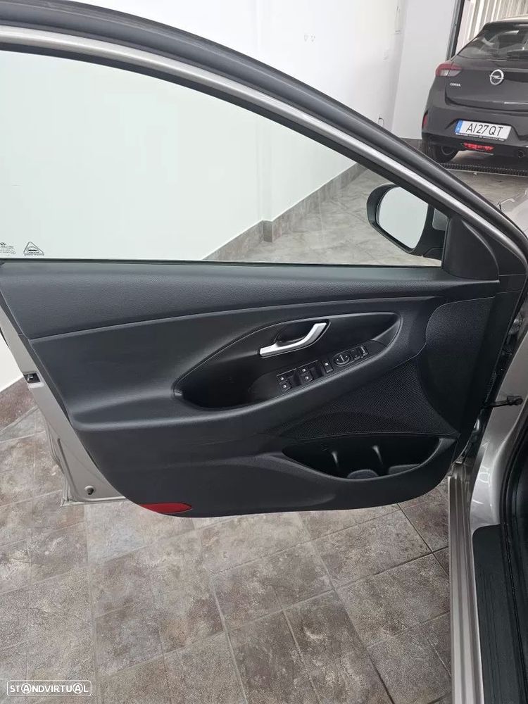Hyundai i30 1.0 T-GDI Style — fotografia 27