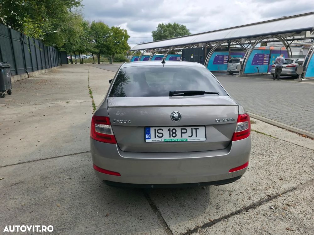 Skoda Octavia 1.8 TSI ELEGANCE - 3