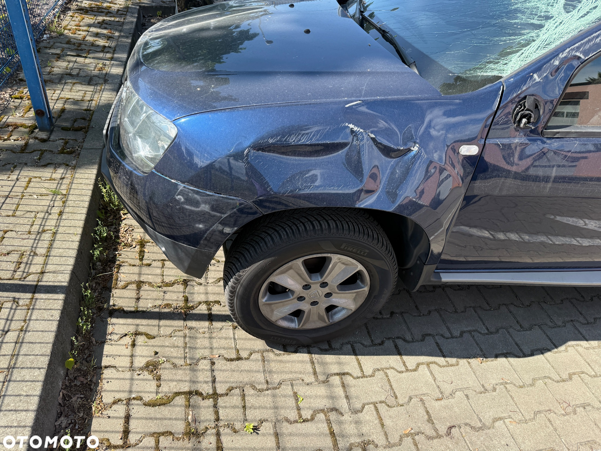 Dacia Duster 1.6 SCe Laureate S&S - 15