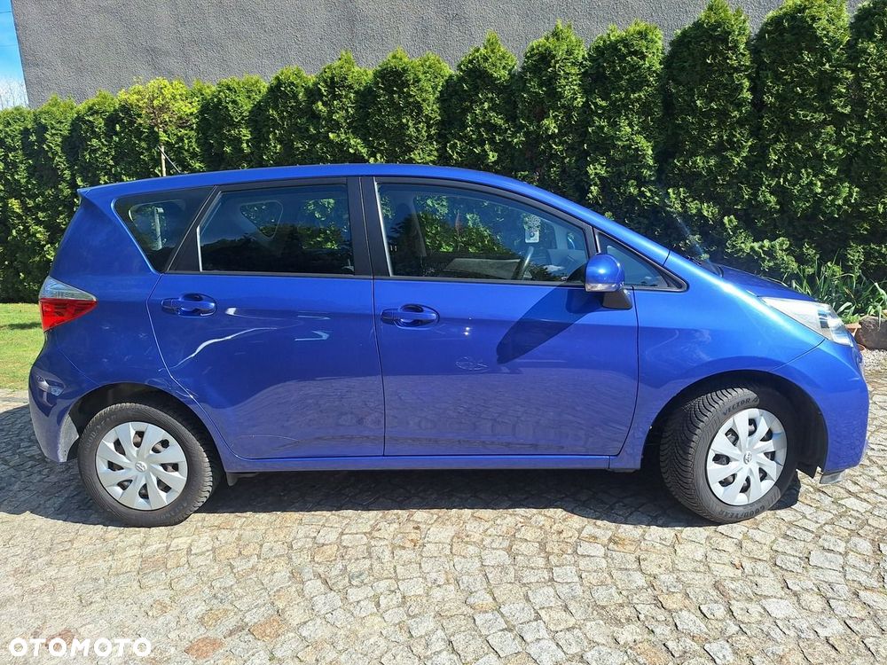 Toyota Verso S 1.33 VVT-i Cool - 7