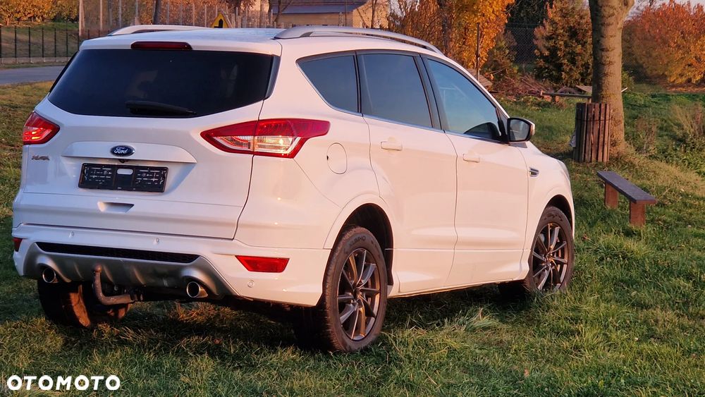 Ford Kuga 2.0 TDCi 4x4 Titanium - 3