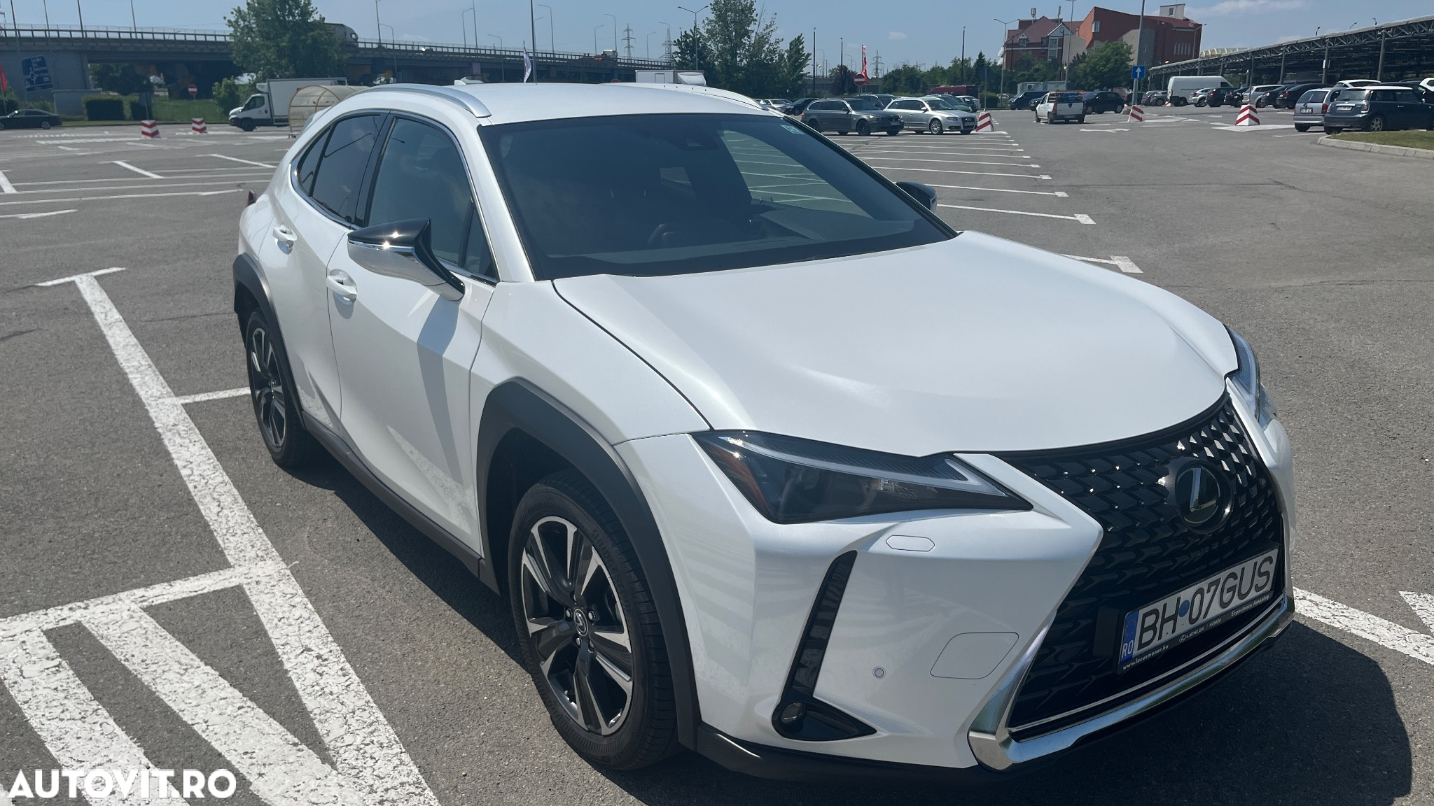 Lexus UX 250h - 3