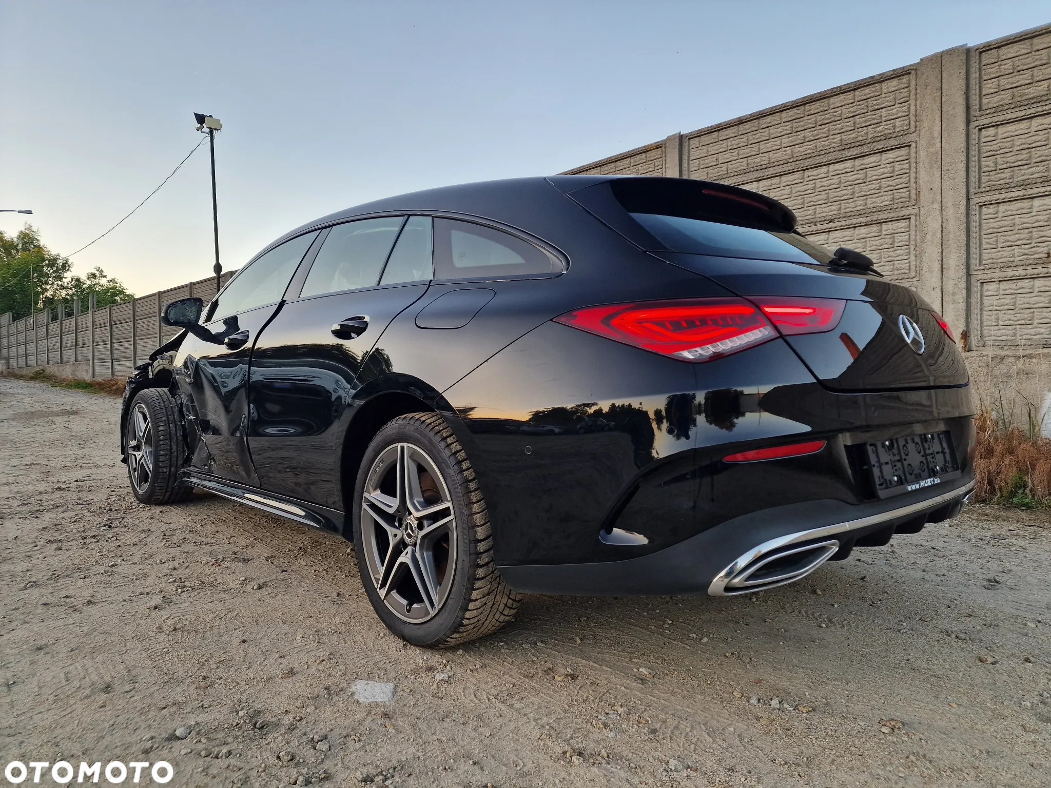 Mercedes-Benz CLA 250 e Shooting Brake 8G-DCT AMG Line - 4
