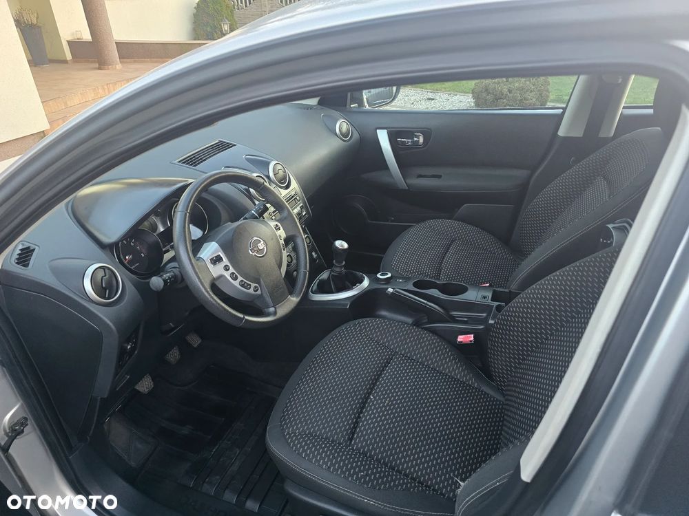 Nissan Qashqai 2.0 4 x 4 visia - 6
