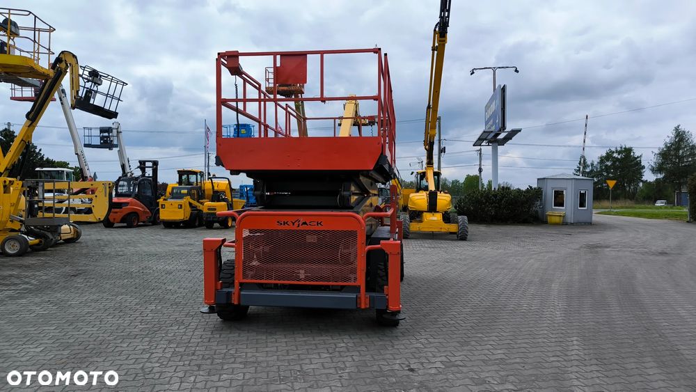 Skyjack SJ 9250 - 6