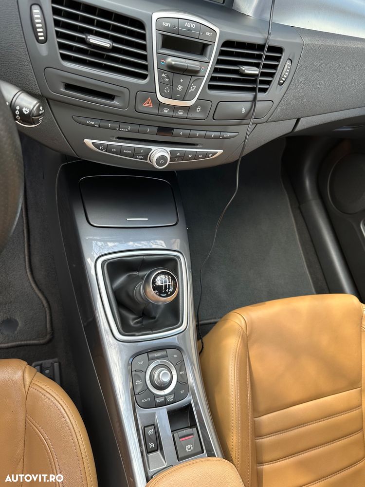 Renault Laguna - 10