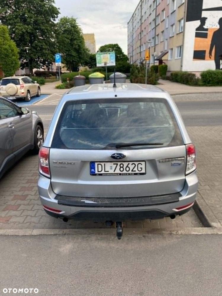 Subaru Forester 2.0D XC 000 Euro5 - 4
