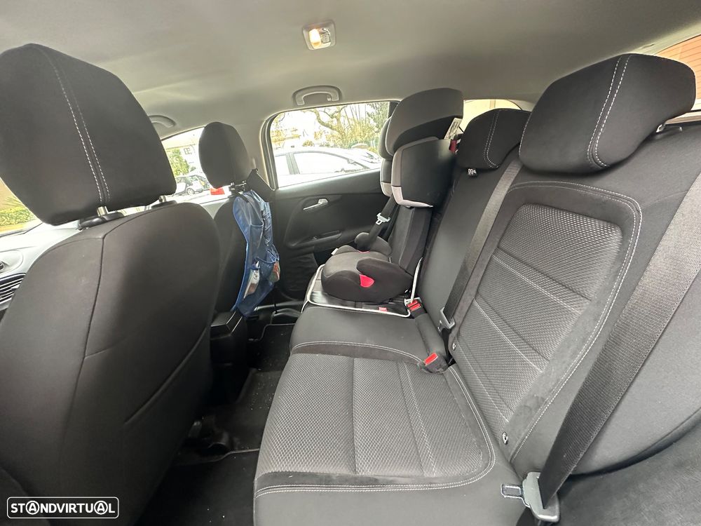 Fiat Tipo Station Wagon 1.6 M-Jet Lounge JLL17 - 11