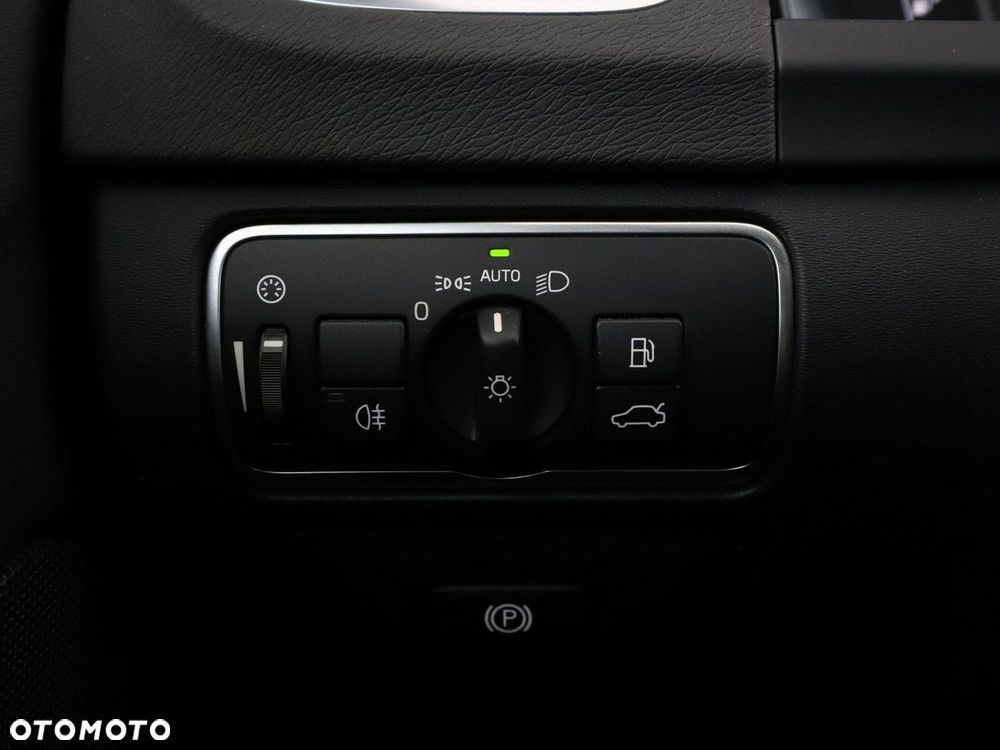 Volvo S60 T3 Geartronic Linje Svart - 32