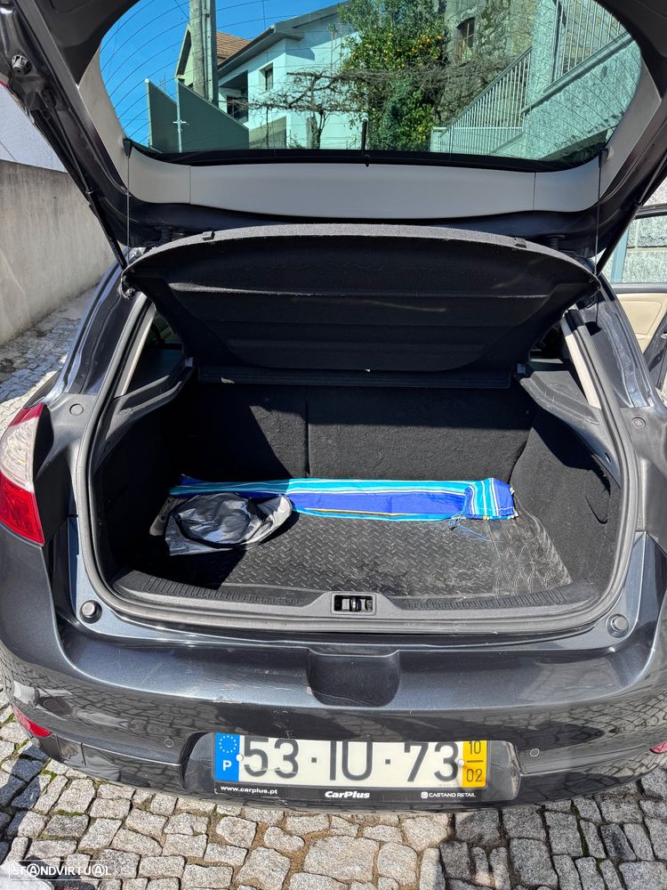 Renault Mégane 1.5 dCi Dynamique S - 5