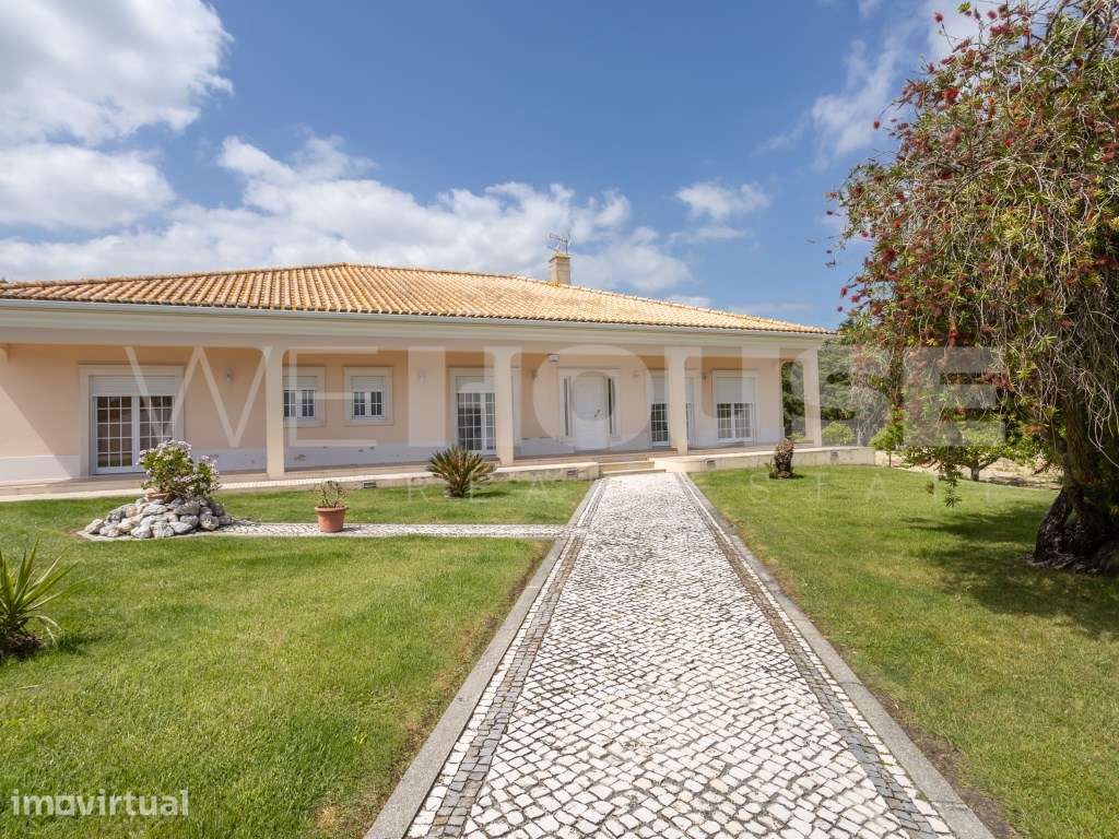 Moradia T4 de Luxo com 280 m² Inserida em Terreno de 2500 m² em Pal... - Grande imagem: 2/60