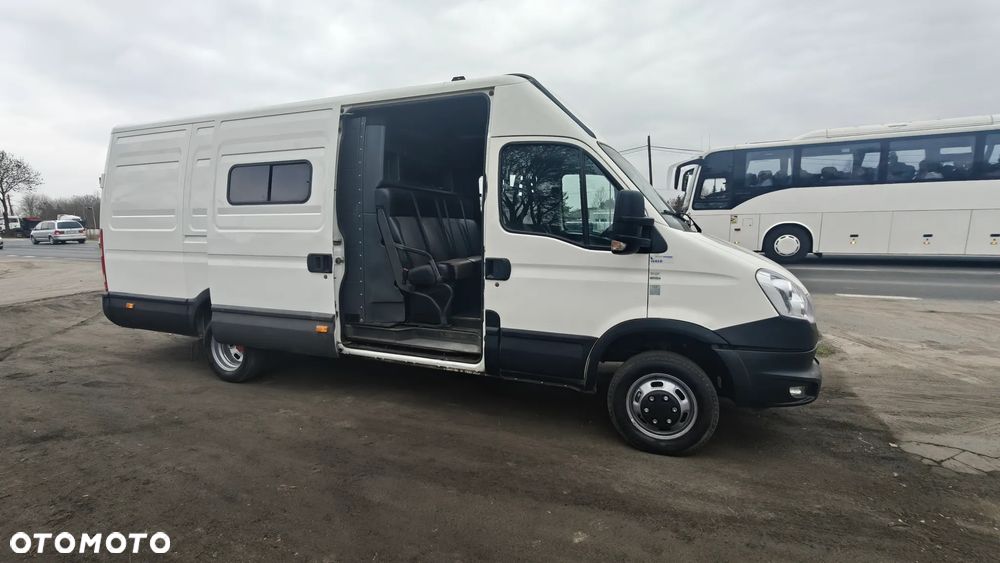 Iveco Daily  35C13 MAXI brygadówka 7 osób BLIŹNIAK KLIMA TEMPOMAT HAK - 12