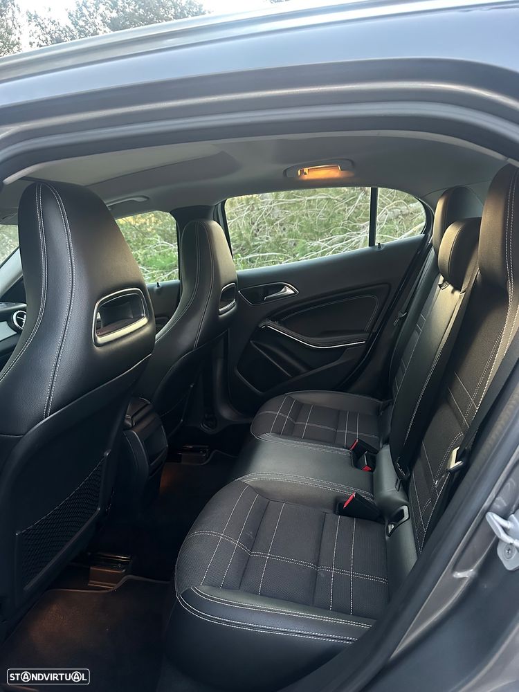 Mercedes-Benz GLA 180 (CDI) d Urban - 18