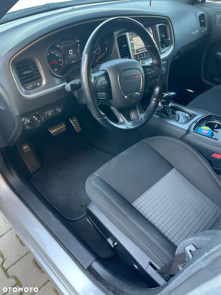 Dodge Charger 5.7 R/T - 3
