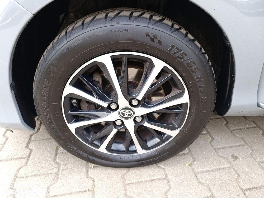 Toyota Yaris - 9