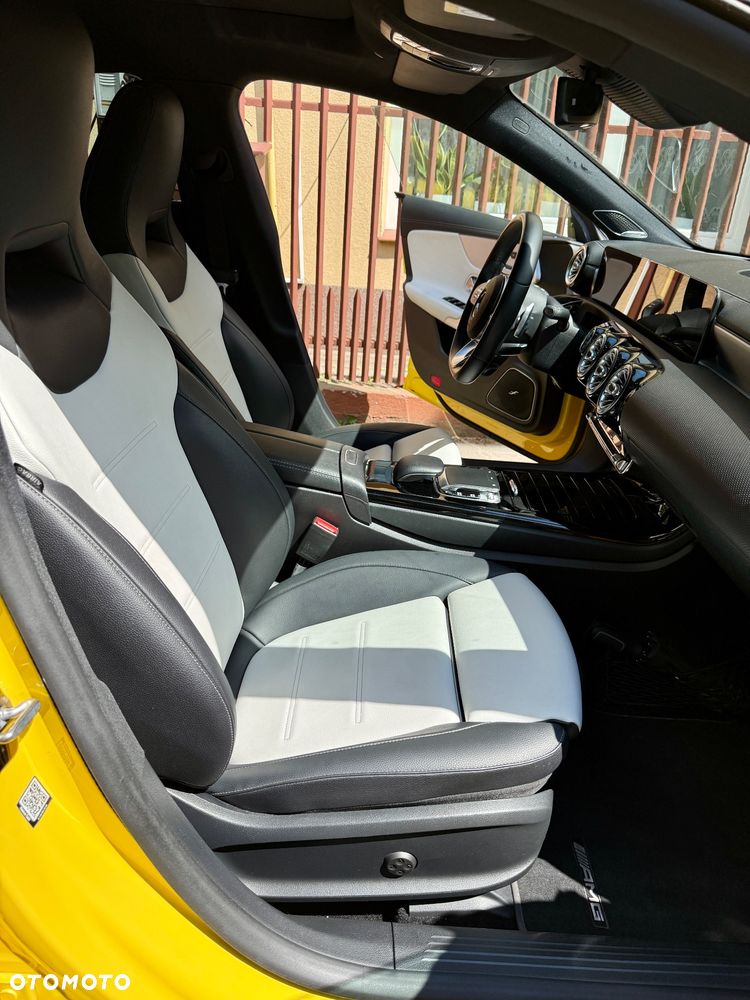 Mercedes-Benz CLA 250 4-Matic AMG Line 7G-DCT - 19