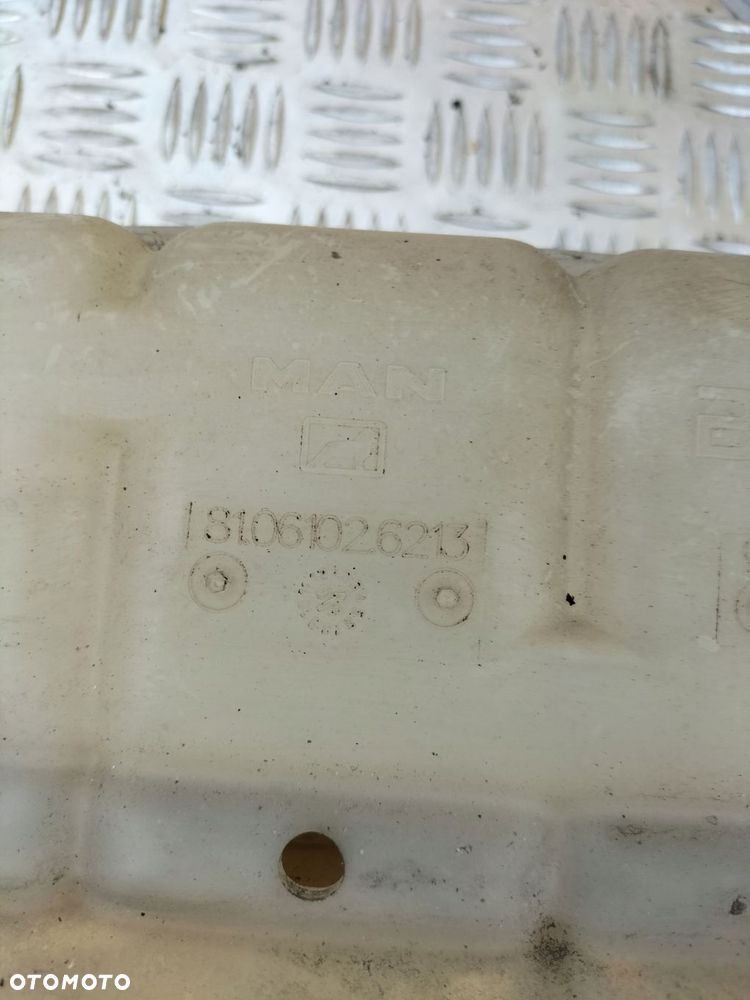 man oe 81061026213 zbiorniczek wyrównawczy, płyn chłodzący - 3