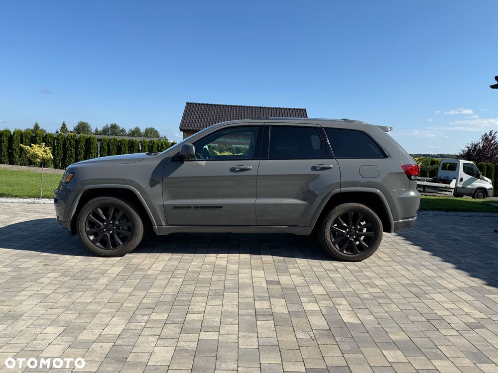 Jeep Grand Cherokee - 7