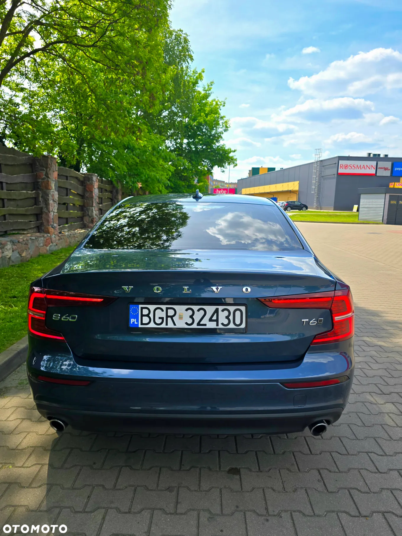 Volvo S60 T6 AWD Momentum Pro - 3