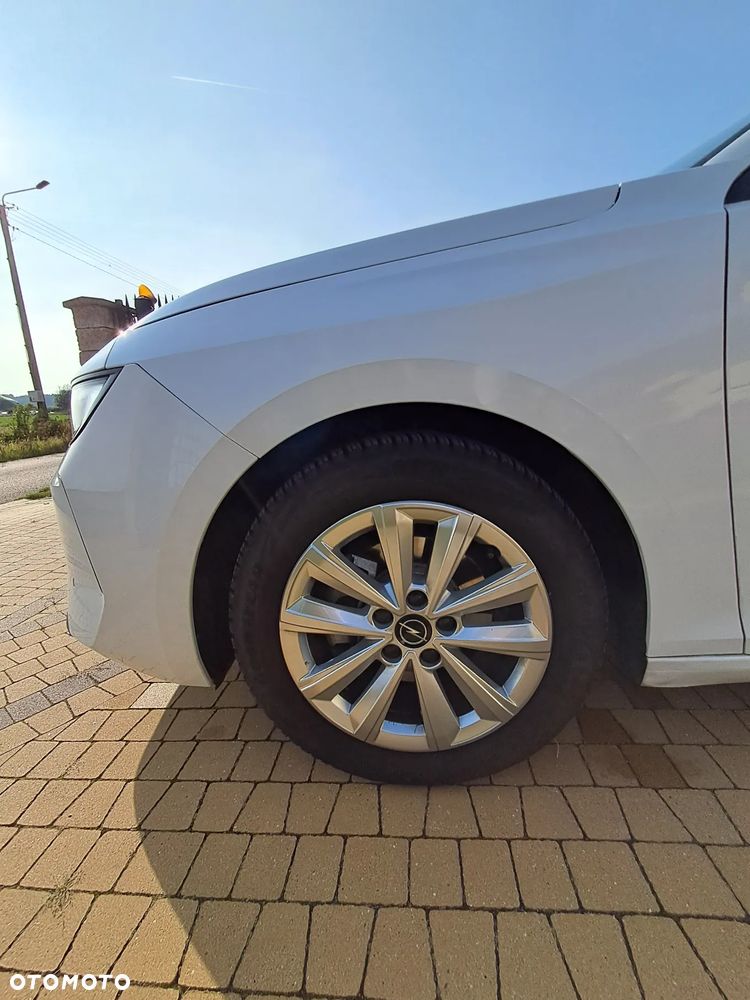 Opel Astra VI 1.2 T Edition S&S - 13